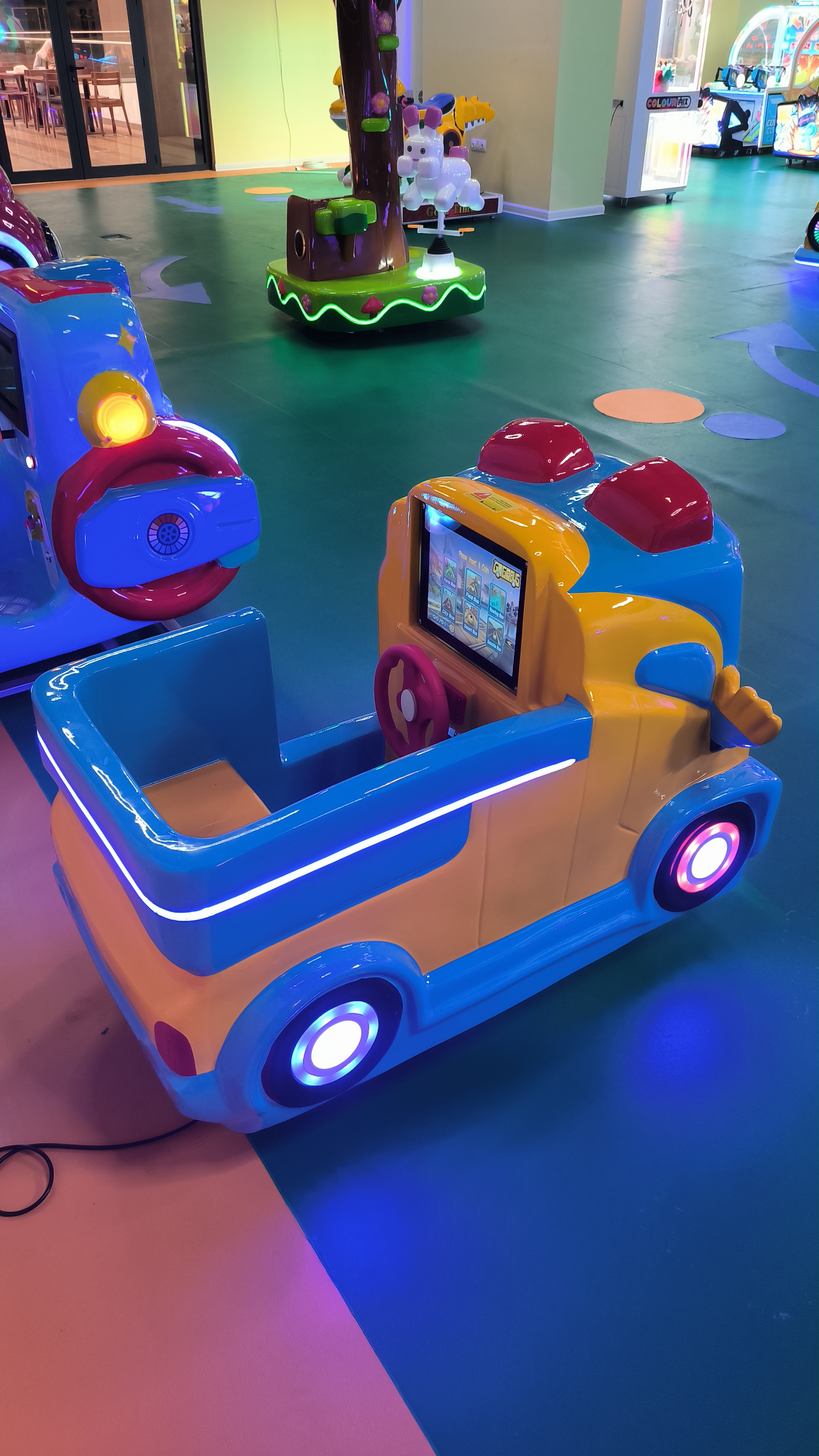 GOGOBUS%20SCHOOL%20BUS%20KIDDY%20-%20OYUNLU